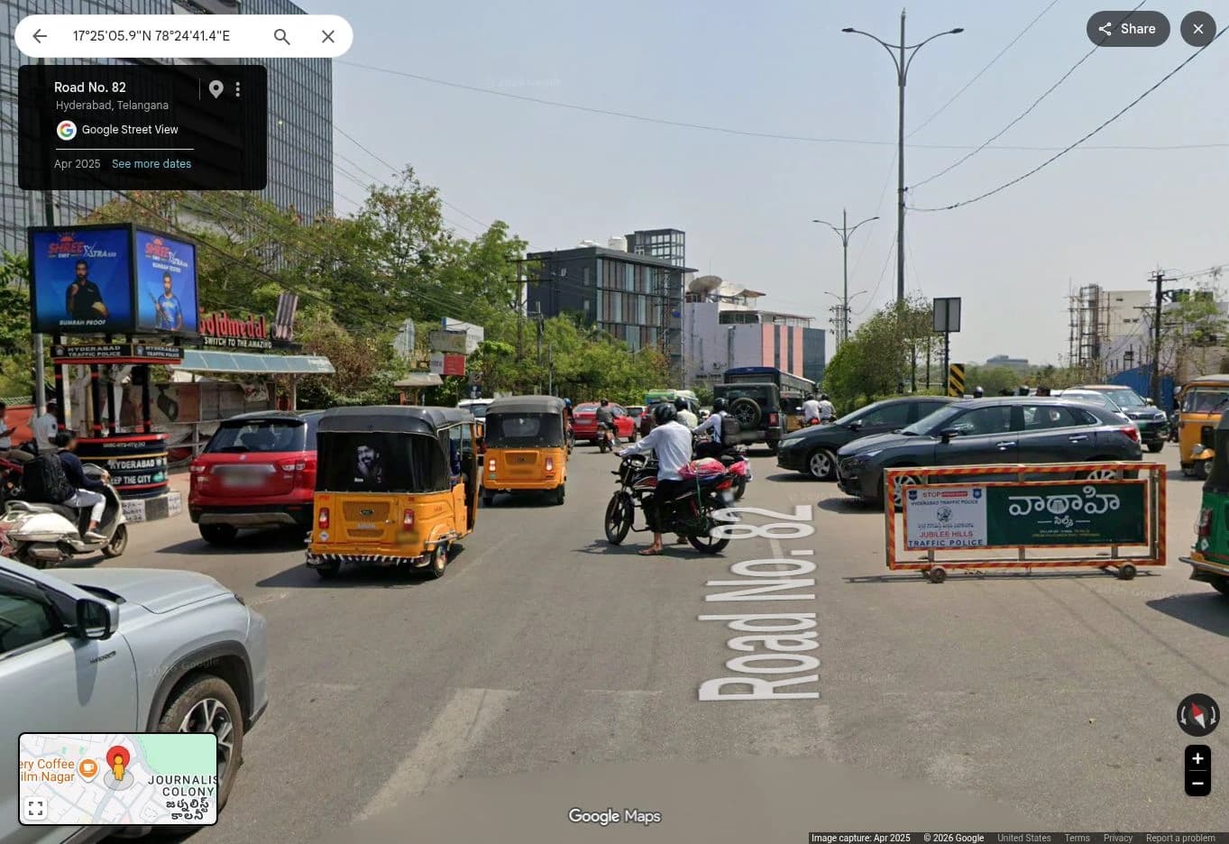 Flim Nagar Bhartiya Vidya Bhavan School Bus Stop Towards Jubilee Hills Checkpost
